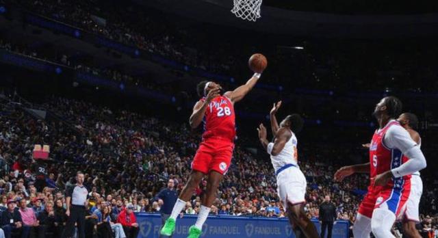 76人主场告捷，恩比德内线无人可挡的简单介绍