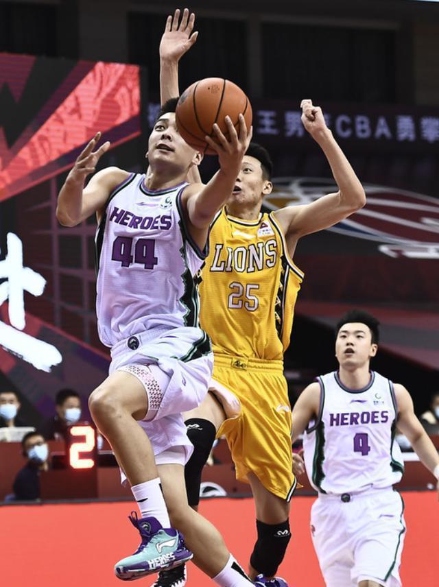 新疆男篮赢得关键一战,实现一举夺冠盼望了吗